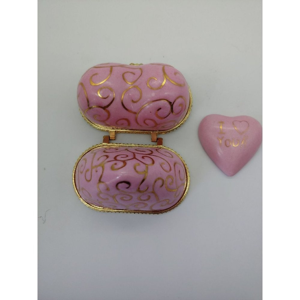 Ceramic Heart Shaped Trinket Box View 4